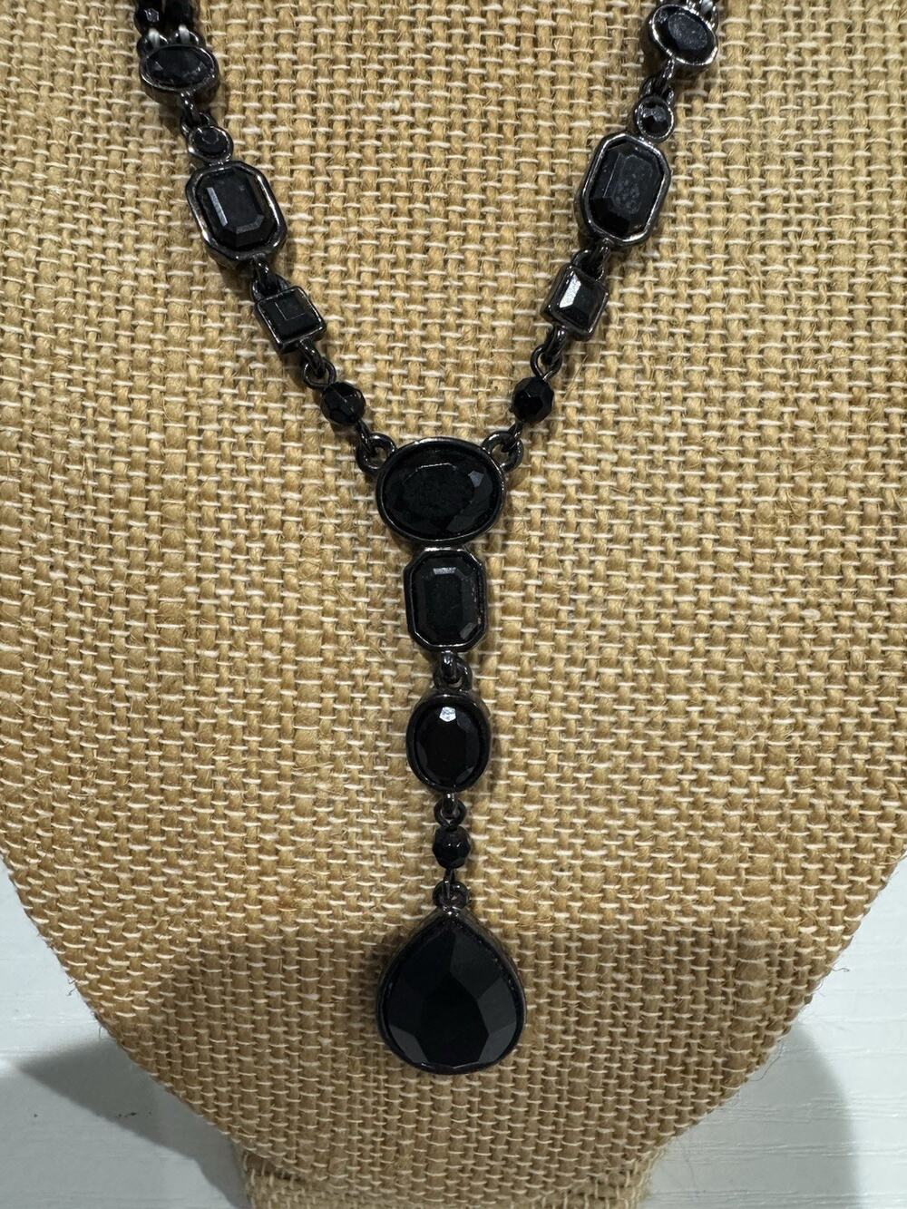 Stunning Caroline Herrera Black Beaded Y Drop Necklace
